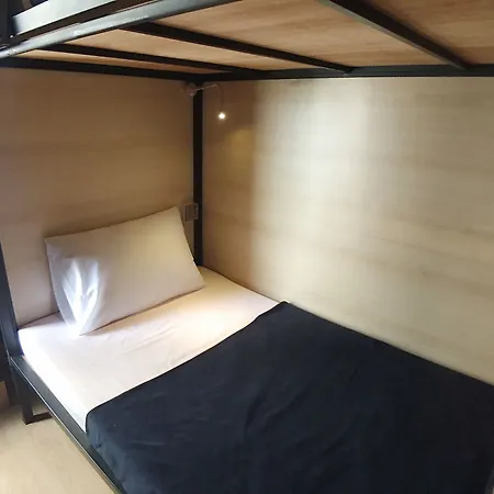 Cozycloud Backpackers Hostel